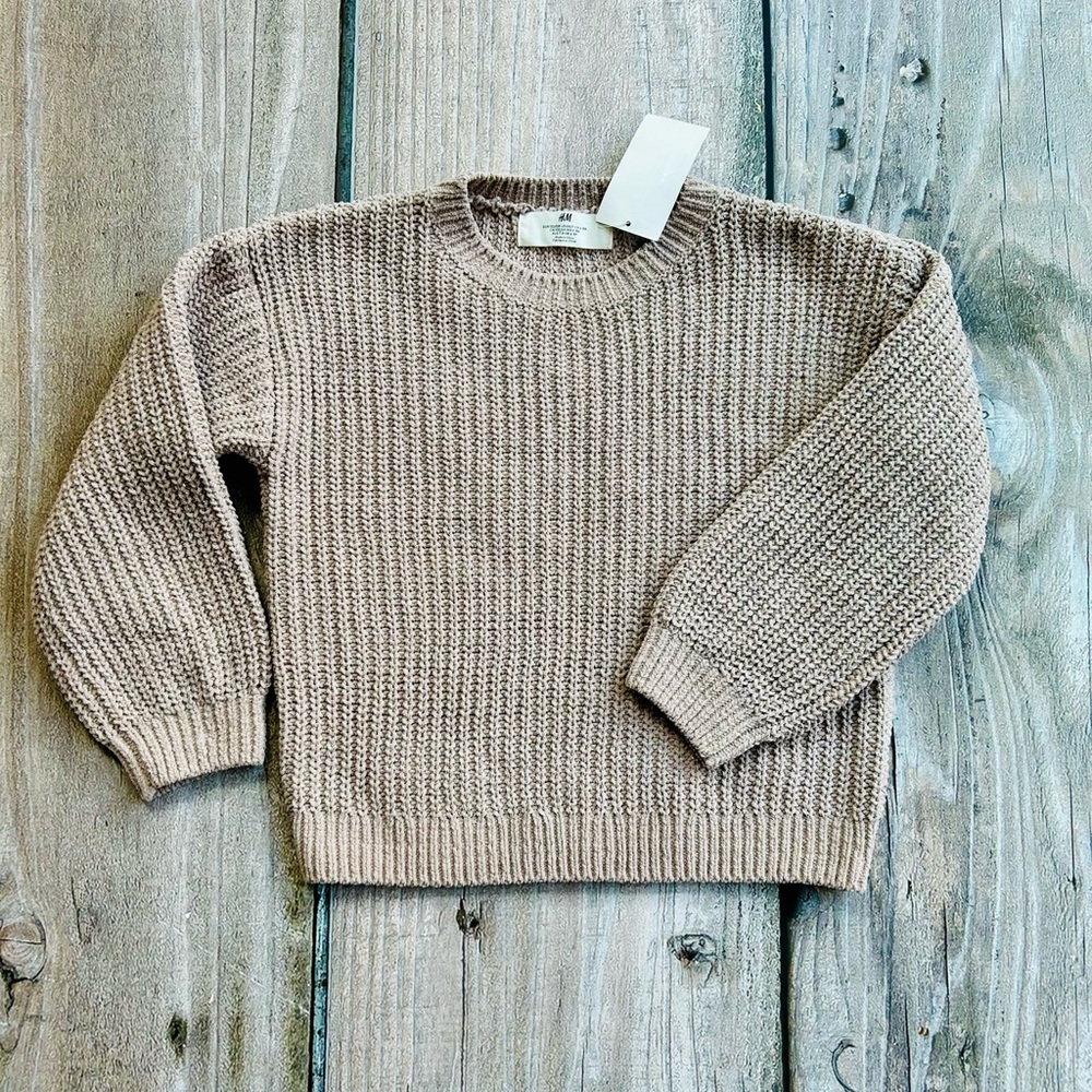 H&M size 6-8yrs Girls Tan Chunky Knit Sweater Cozy Crew Neck Silver Threads NWT